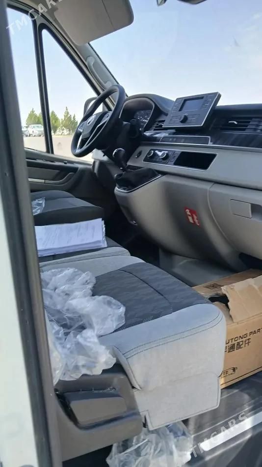 Toyota Hiace, 2026