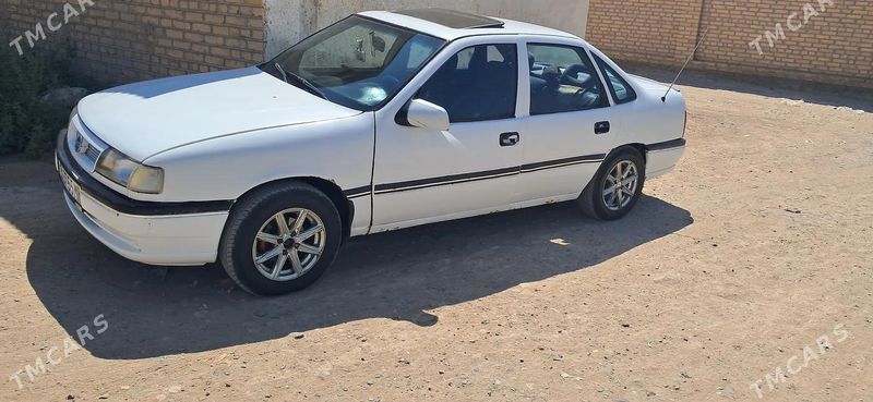 Opel Vectra, 1990