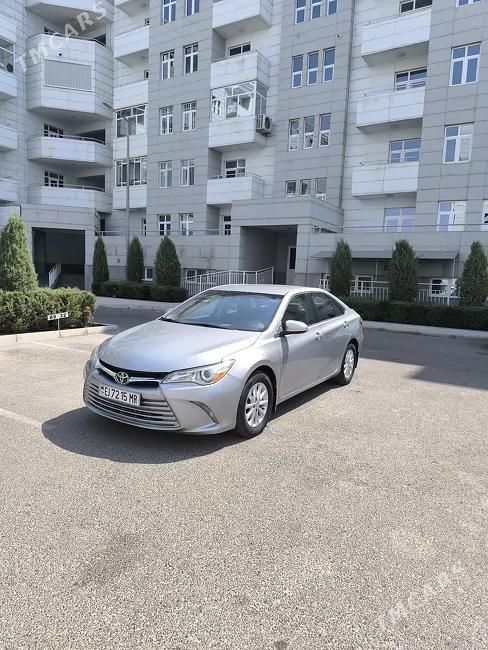 Toyota Camry, 2016