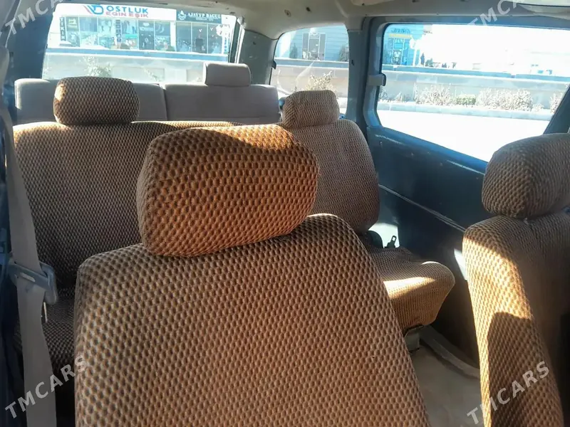 Toyota Previa, 1995 — фото 4