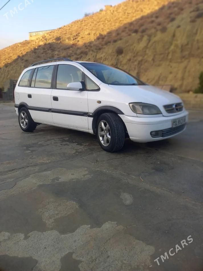 Opel Zafira, 2004