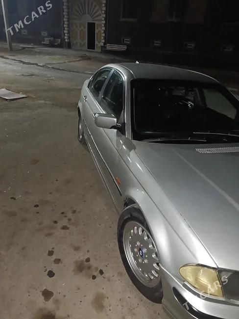 BMW E46, 1999