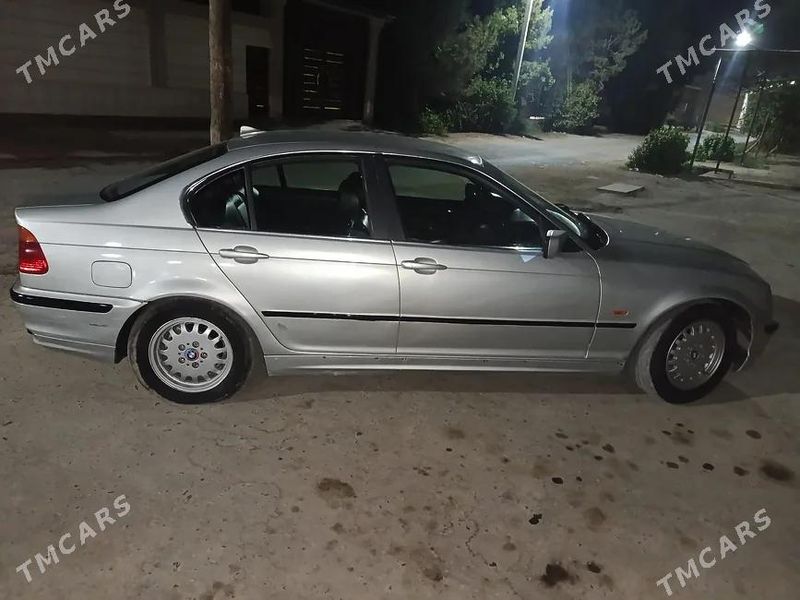 BMW E46, 1999