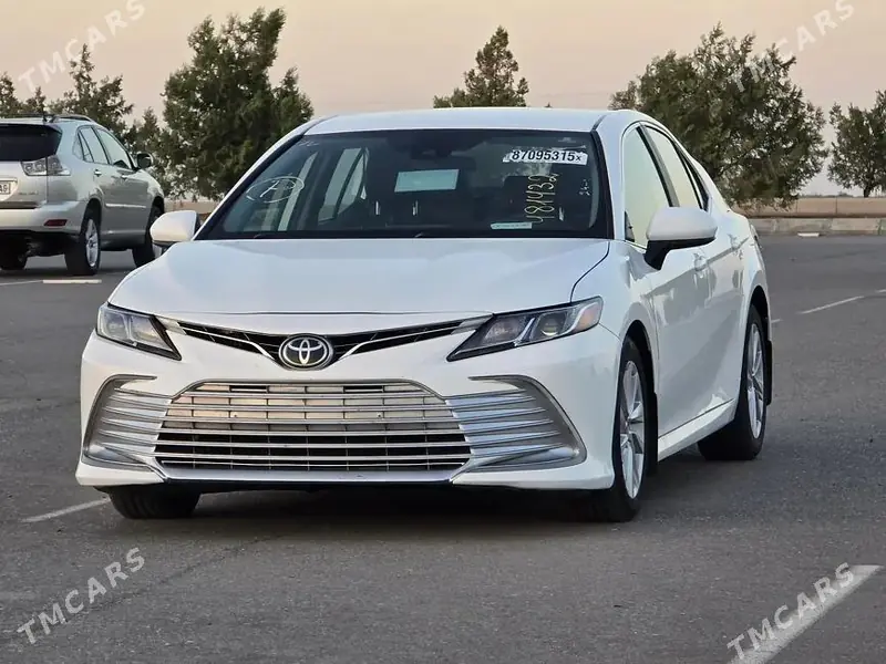 Toyota Camry, 2021 — фото 1