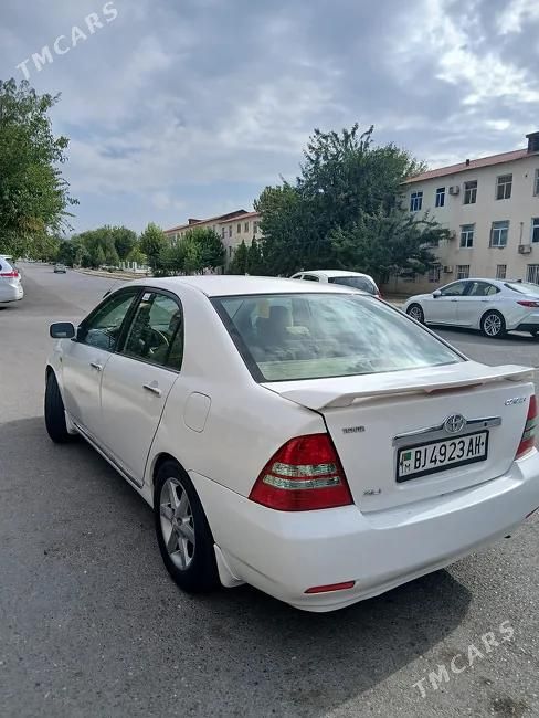 Toyota Corolla, 2004