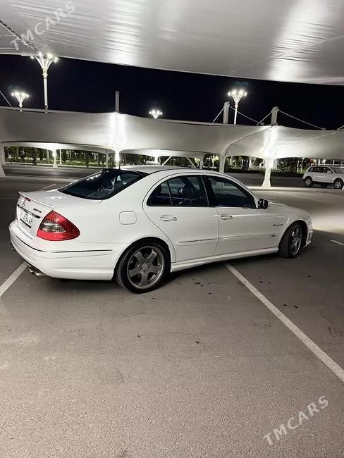 Mercedes-Benz E500, 2003