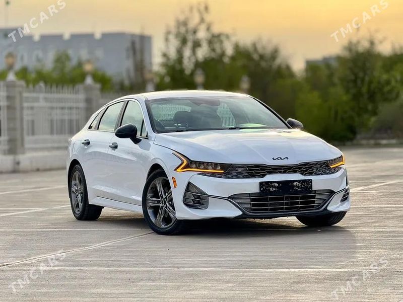 Kia K5, 2022