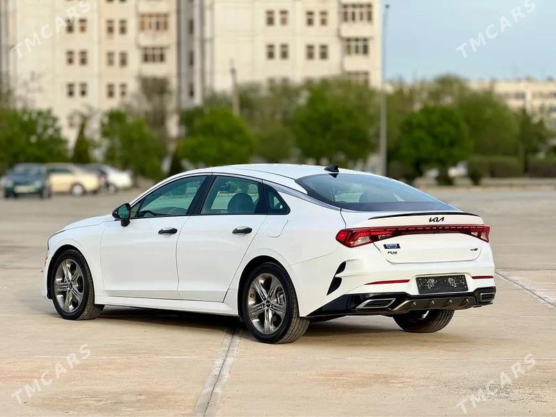 Kia K5, 2022
