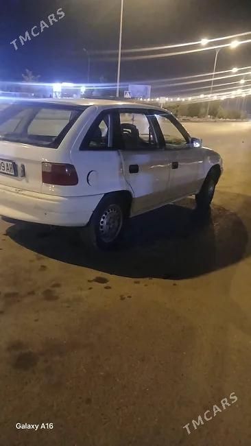 Opel Astra, 1992
