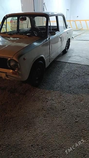 Lada 2104, 1985