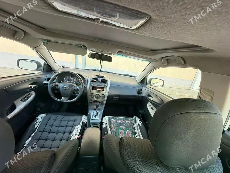 Toyota Corolla, 2012