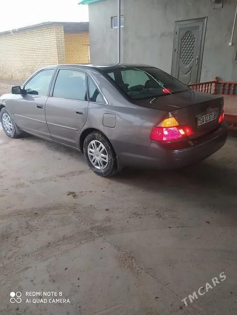 Toyota Avalon, 2003