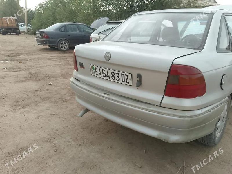 Opel Astra, 1993