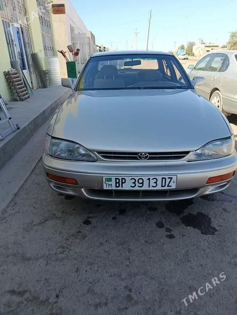 Toyota Camry, 1995