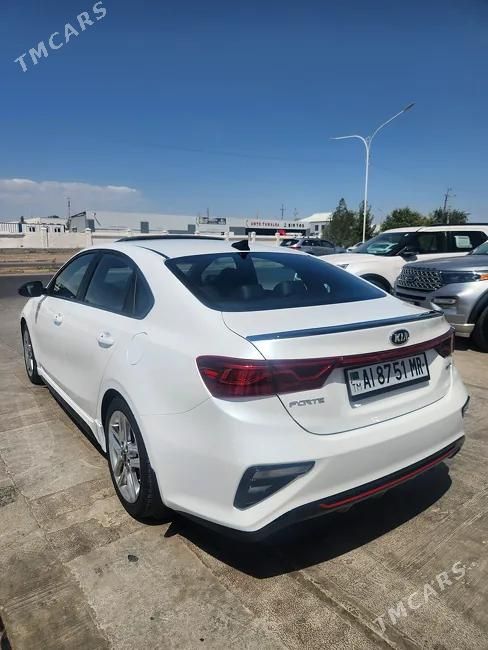 Kia Forte, 2021
