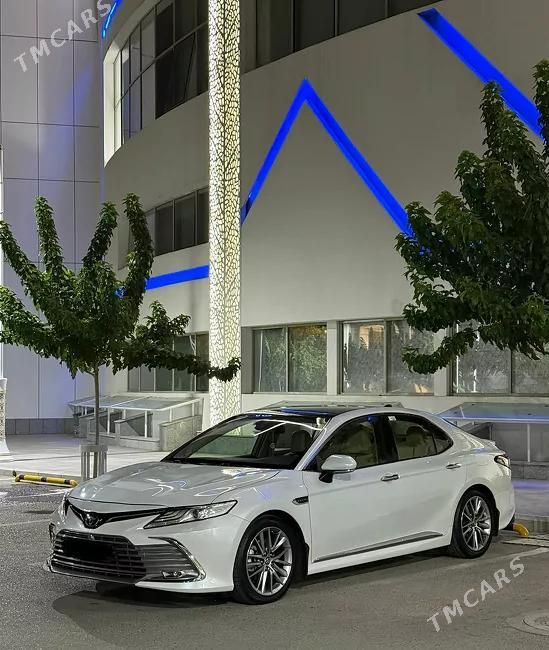 Toyota Camry, 2020
