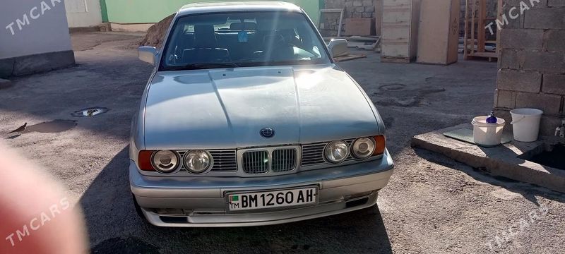 BMW 525, 1992