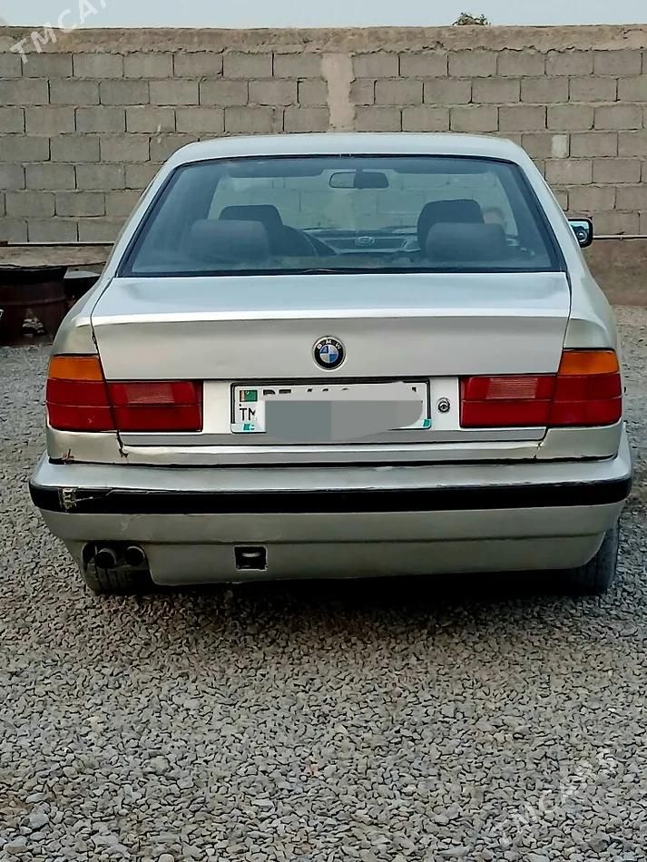 BMW 525, 1993