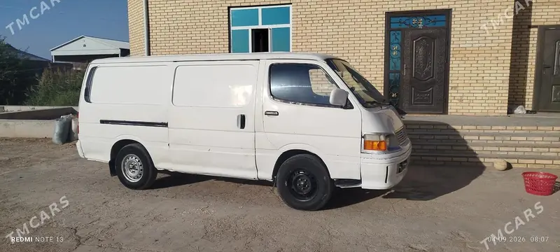 Toyota Hiace, 1999 — фото 3
