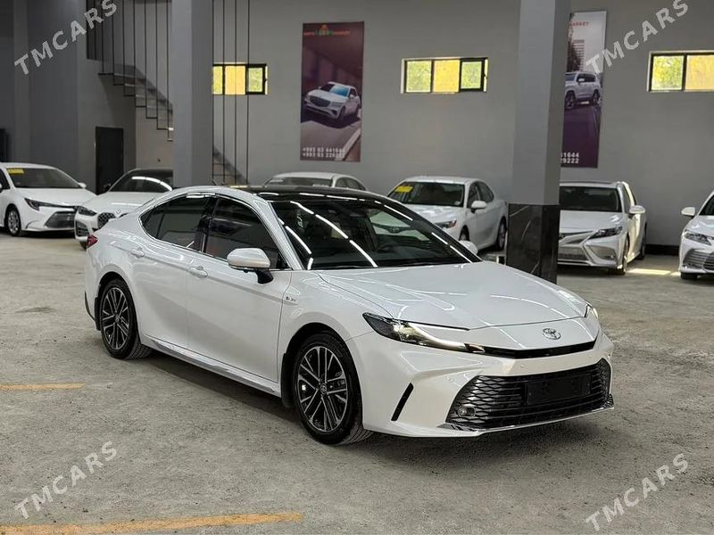 Toyota Camry, 2025
