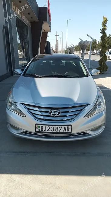 Hyundai Sonata, 2012