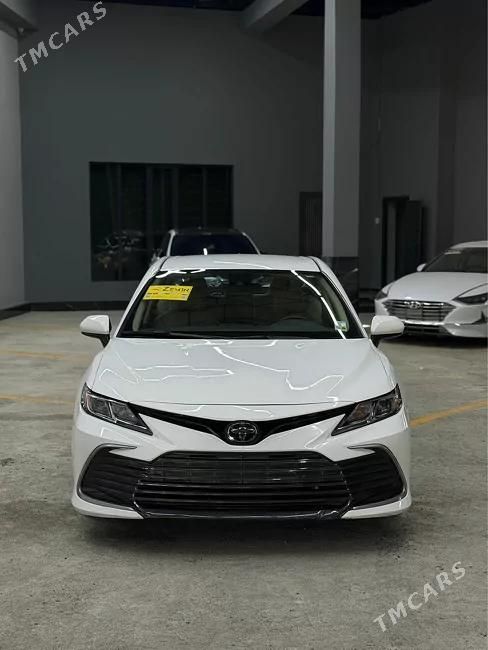 Toyota Camry, 2023