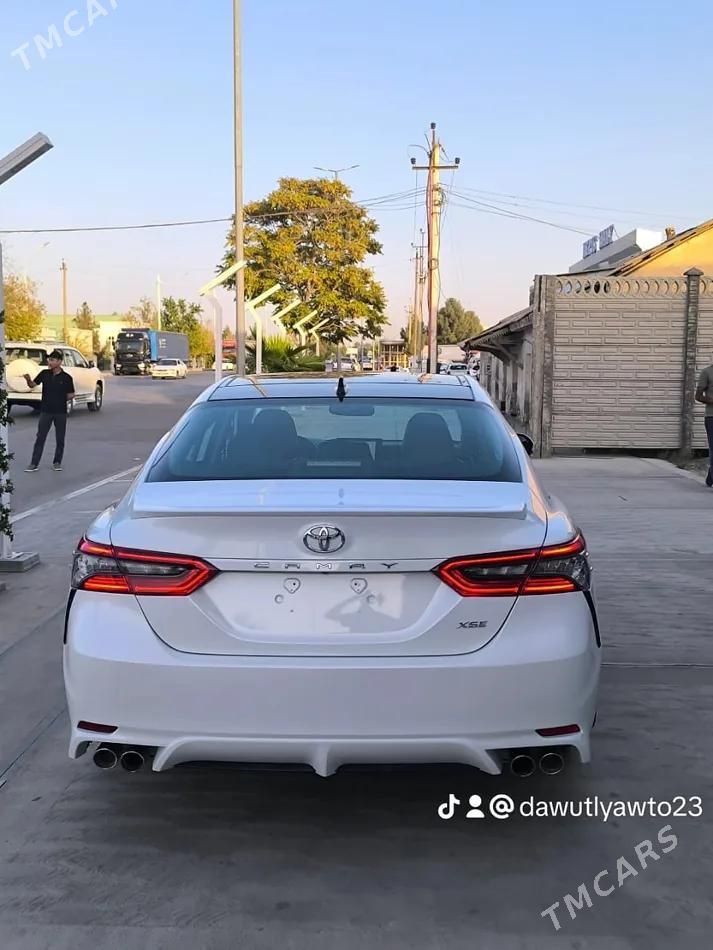 Toyota Camry, 2023