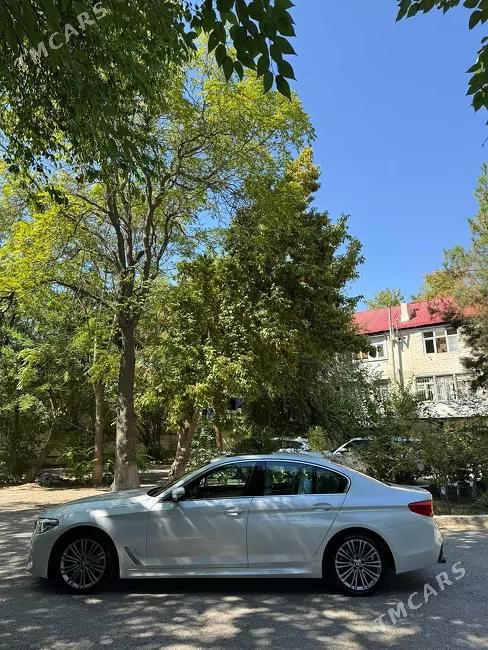 BMW 530, 2019