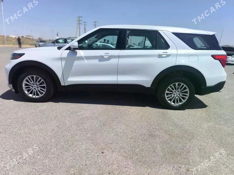 Ford Explorer, 2021