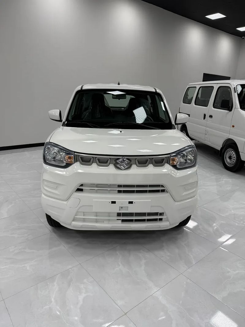 Suzuki S-Presso, 2025