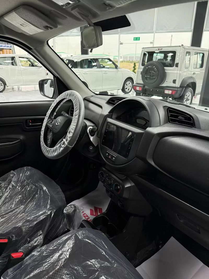 Suzuki S-Presso, 2025