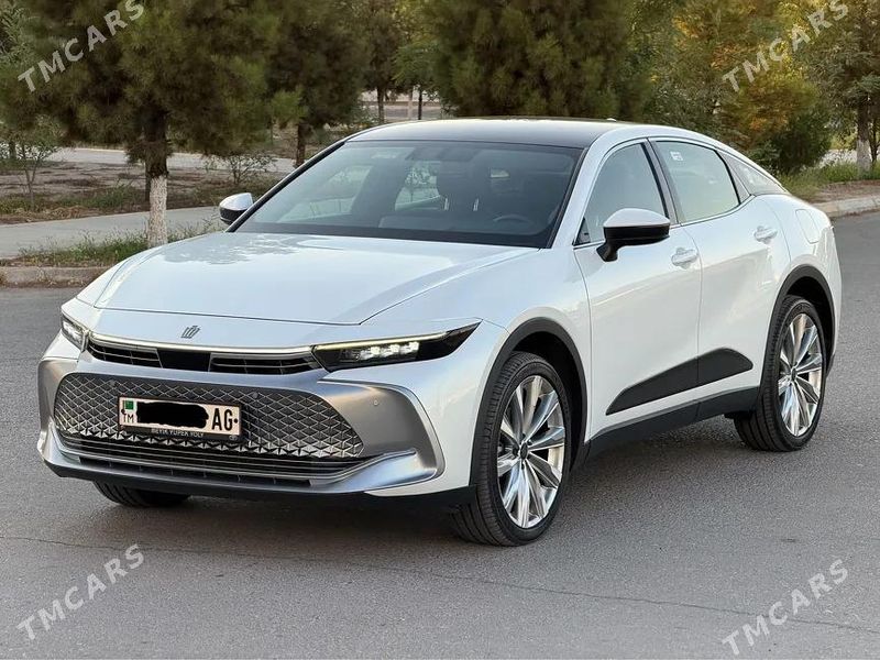 Toyota Crown, 2023