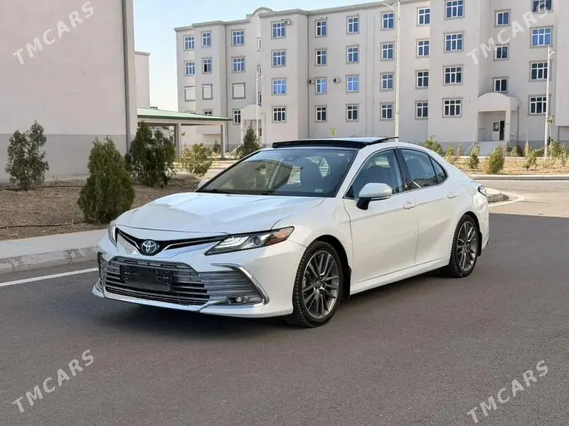 Toyota Camry, 2021 — фото 1