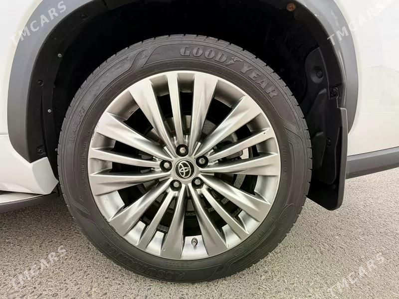 Toyota Highlander, 2022
