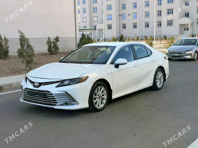 Toyota Camry, 2022