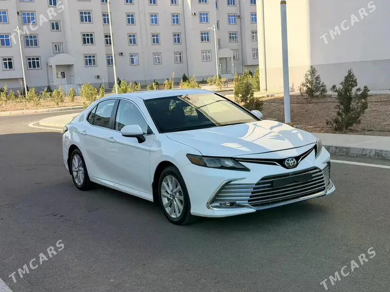 Toyota Camry, 2022 — фото 3