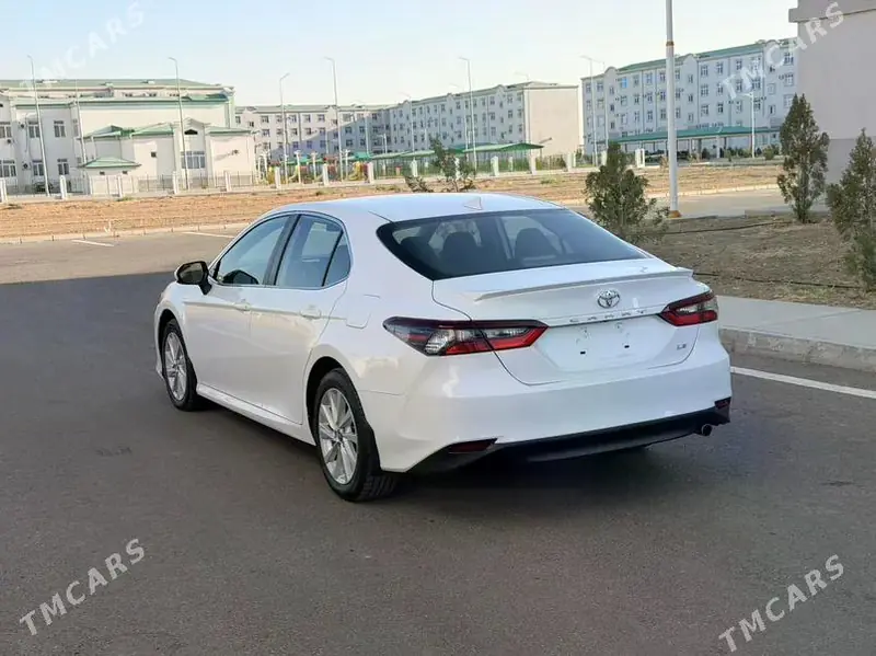 Toyota Camry, 2022 — фото 5