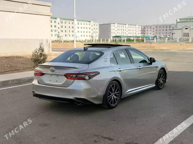 Toyota Camry, 2022