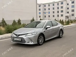 Toyota Camry, 2020