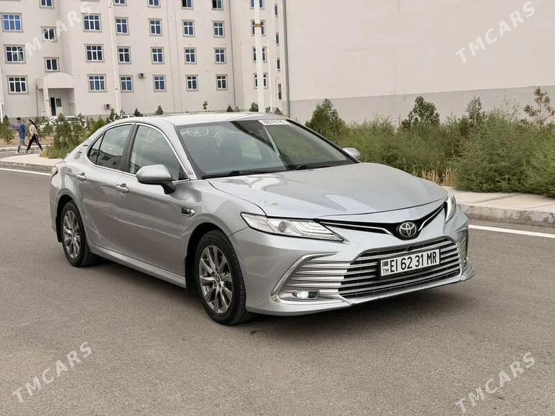 Toyota Camry, 2020