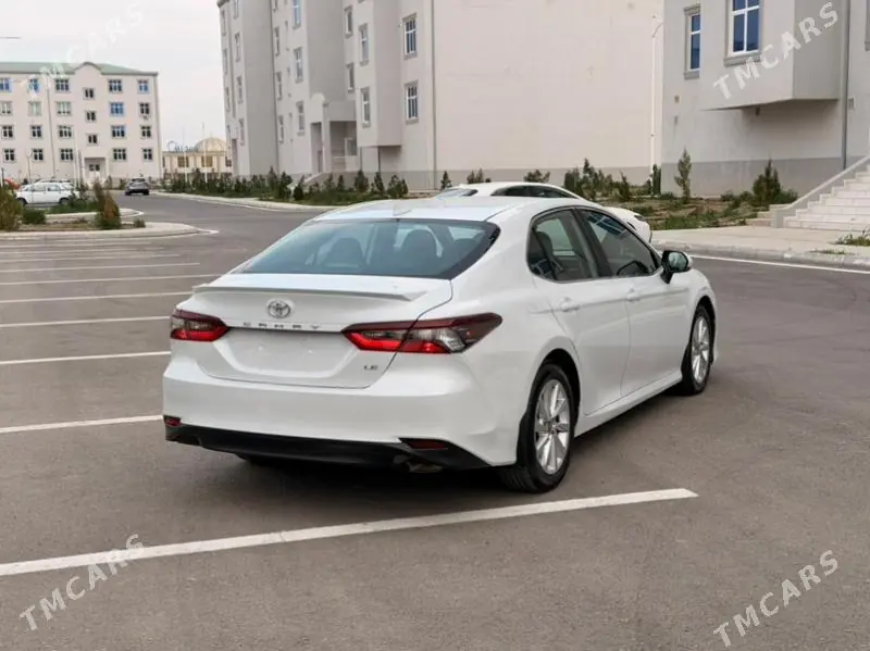 Toyota Camry, 2023 — фото 3