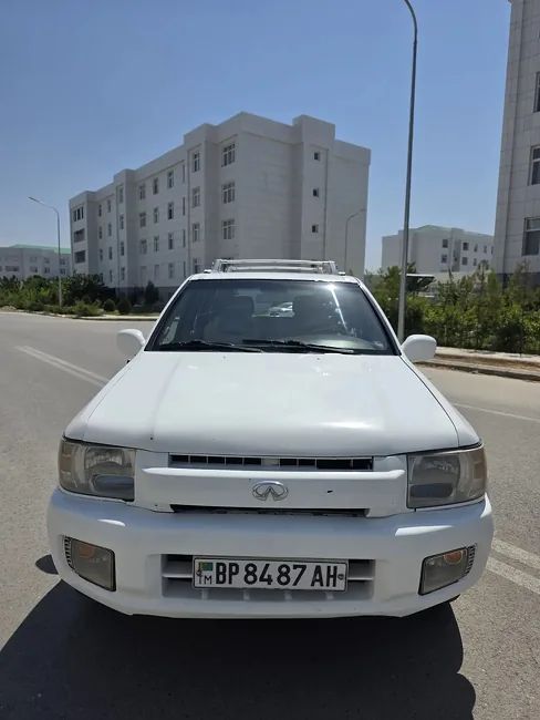 Infiniti I35, 2001