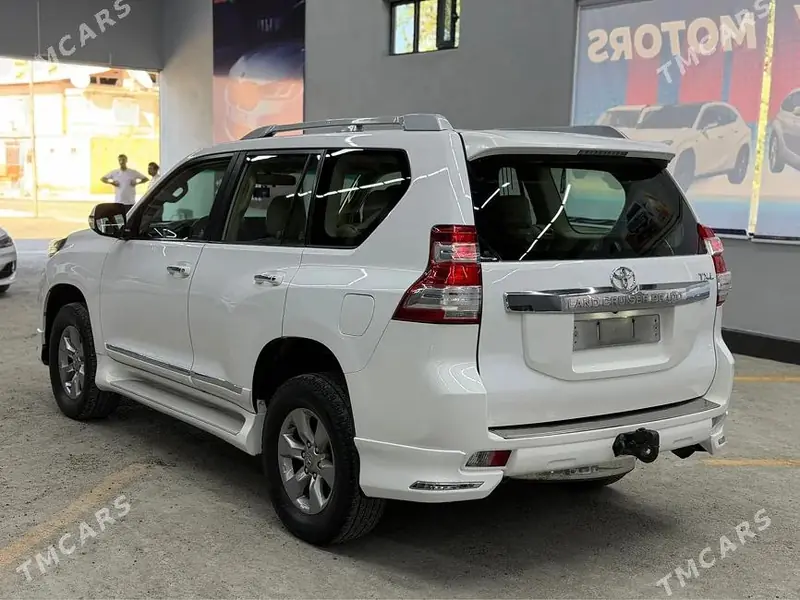Toyota Land Cruiser Prado, 2010 — фото 3