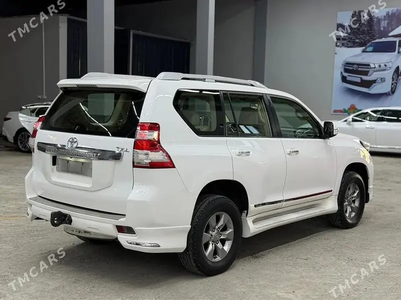 Toyota Land Cruiser Prado, 2010 — фото 4