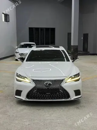 Lexus LS 500, 2021