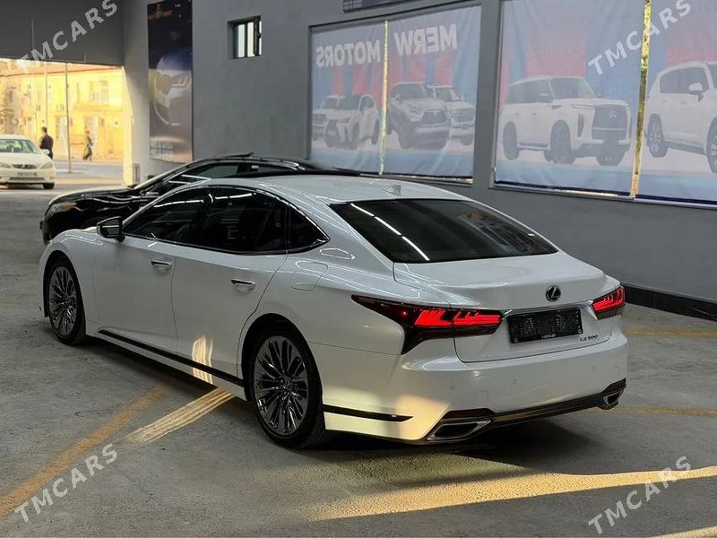 Lexus LS 500, 2021