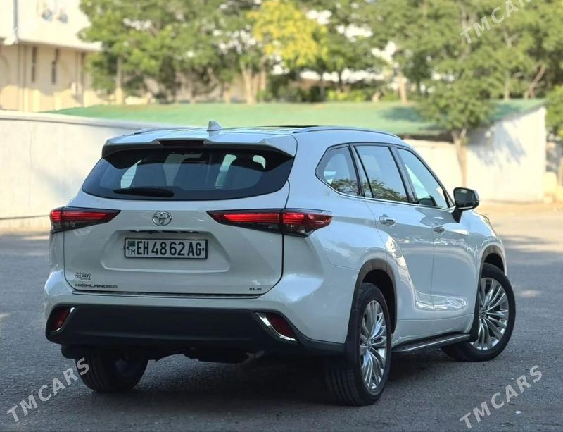 Toyota Highlander, 2021