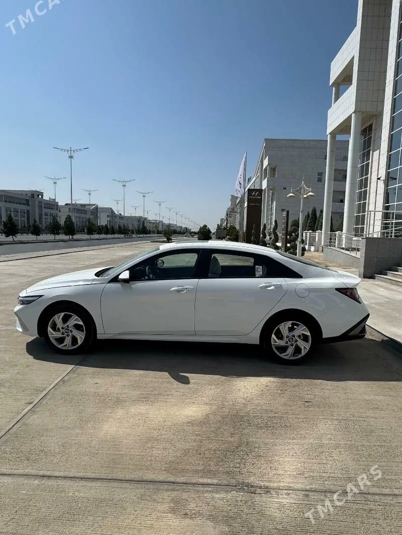Hyundai Elantra, 2025 — фото 5