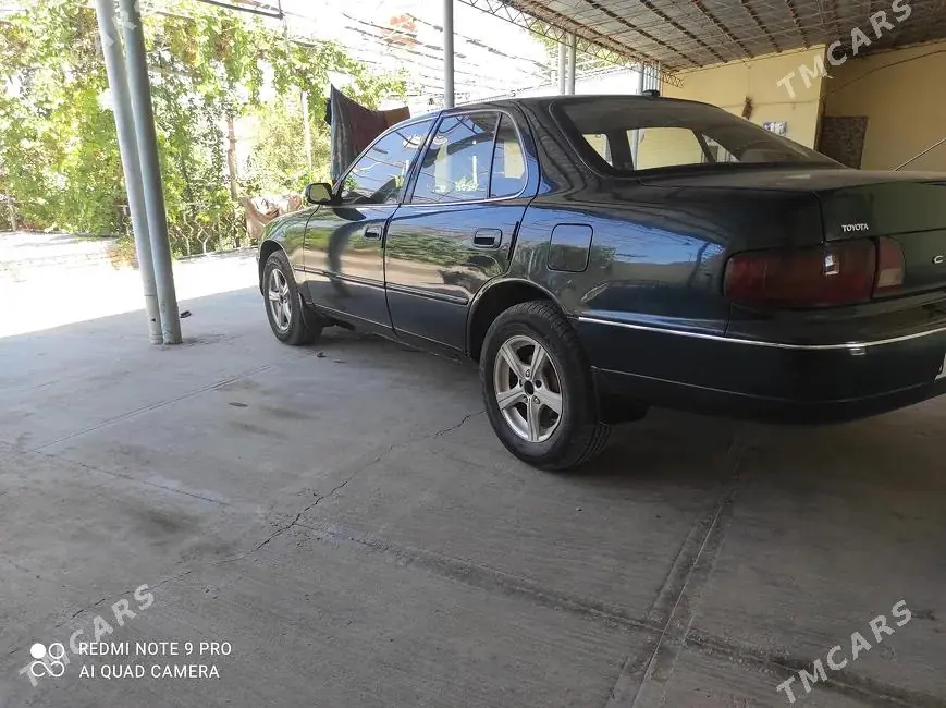 Toyota Camry, 1995 — фото 1