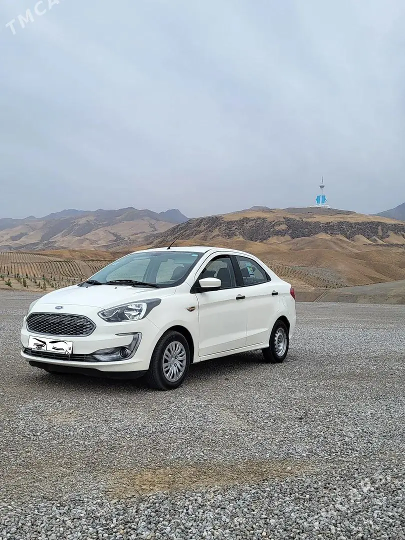 Ford Figo, 2020 — фото 1